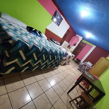 Hotel Kasa Kamelot Quetzaltenango Eksteriør billede
