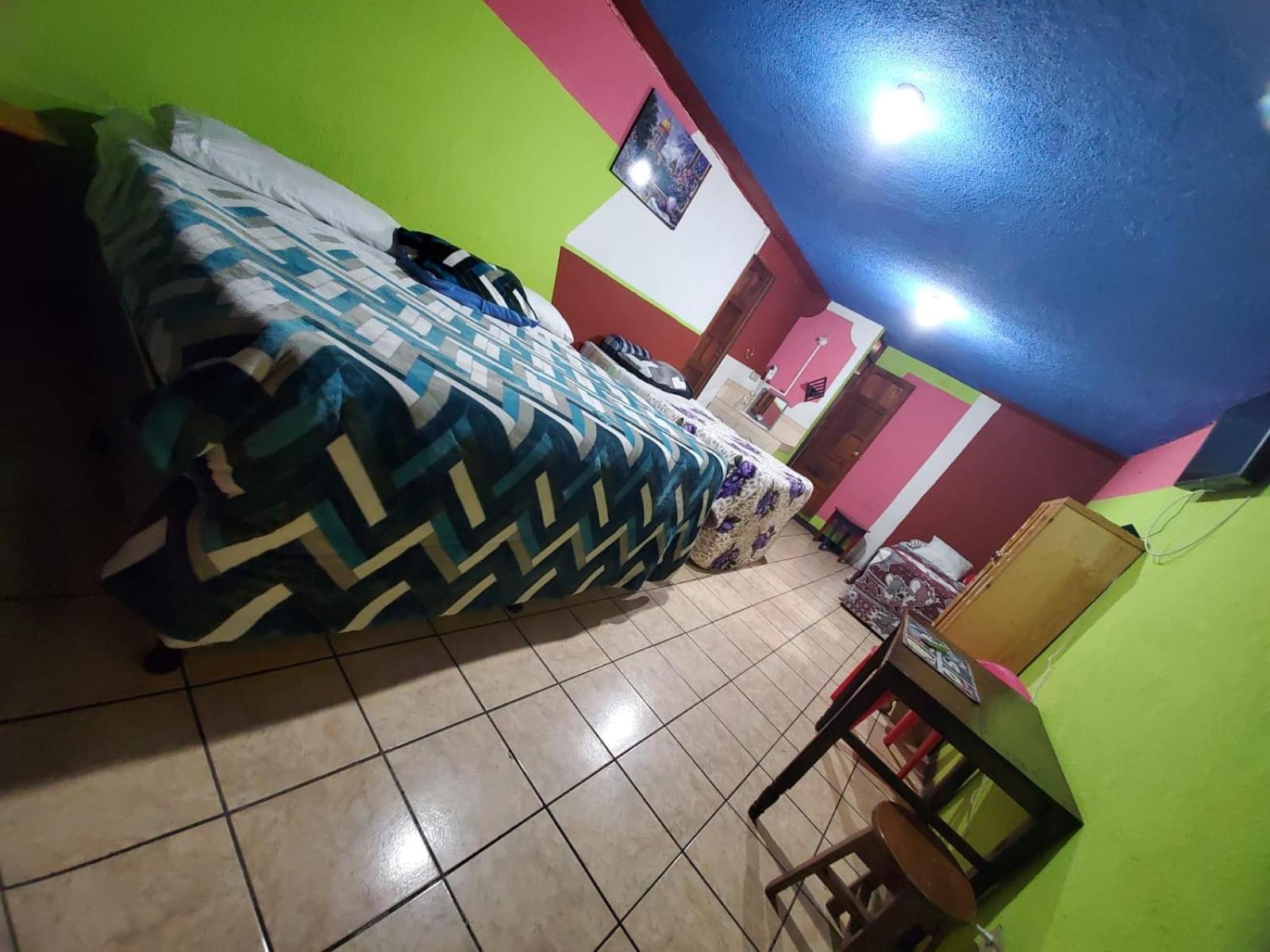 Hotel Kasa Kamelot Quetzaltenango Eksteriør billede