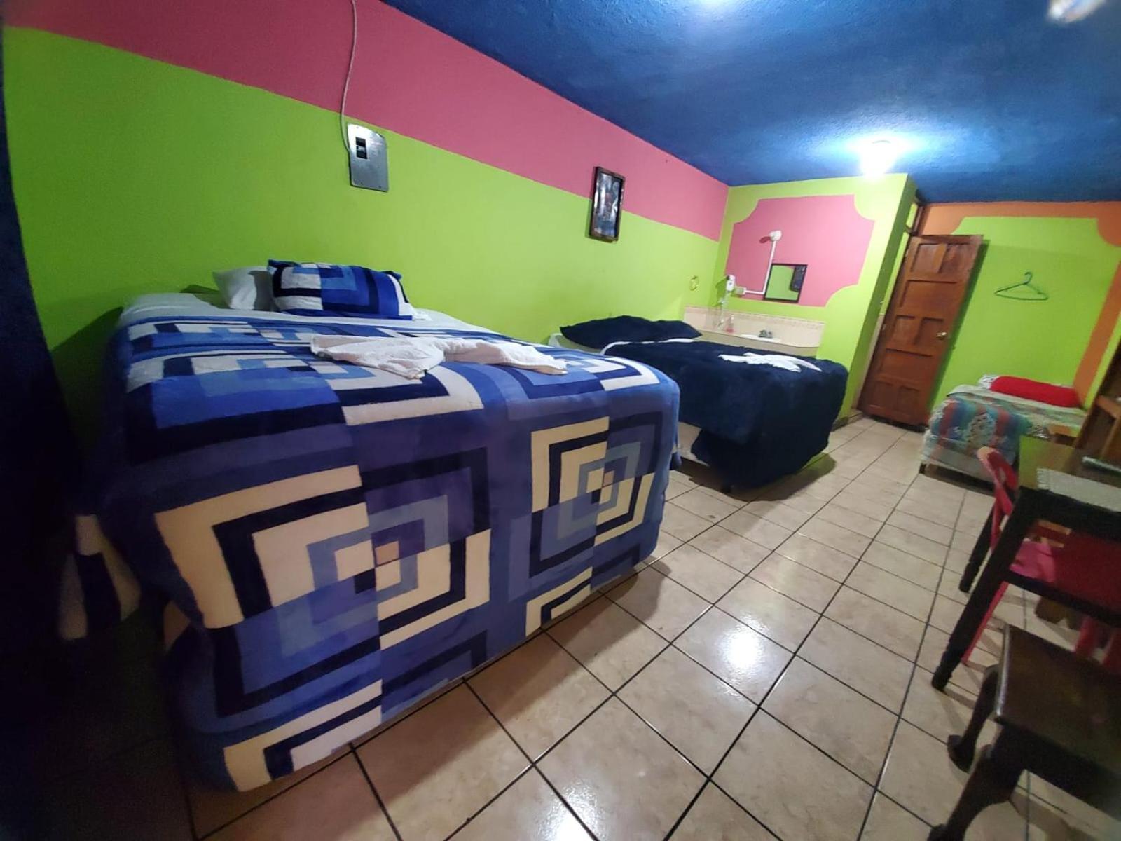 Hotel Kasa Kamelot Quetzaltenango Eksteriør billede