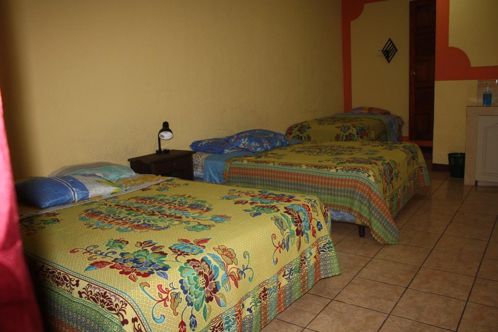 Hotel Kasa Kamelot Quetzaltenango Eksteriør billede