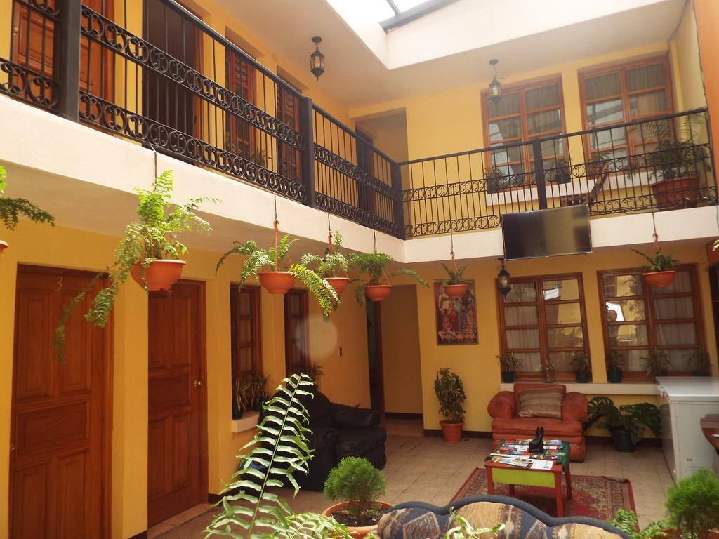 Hotel Kasa Kamelot Quetzaltenango Eksteriør billede