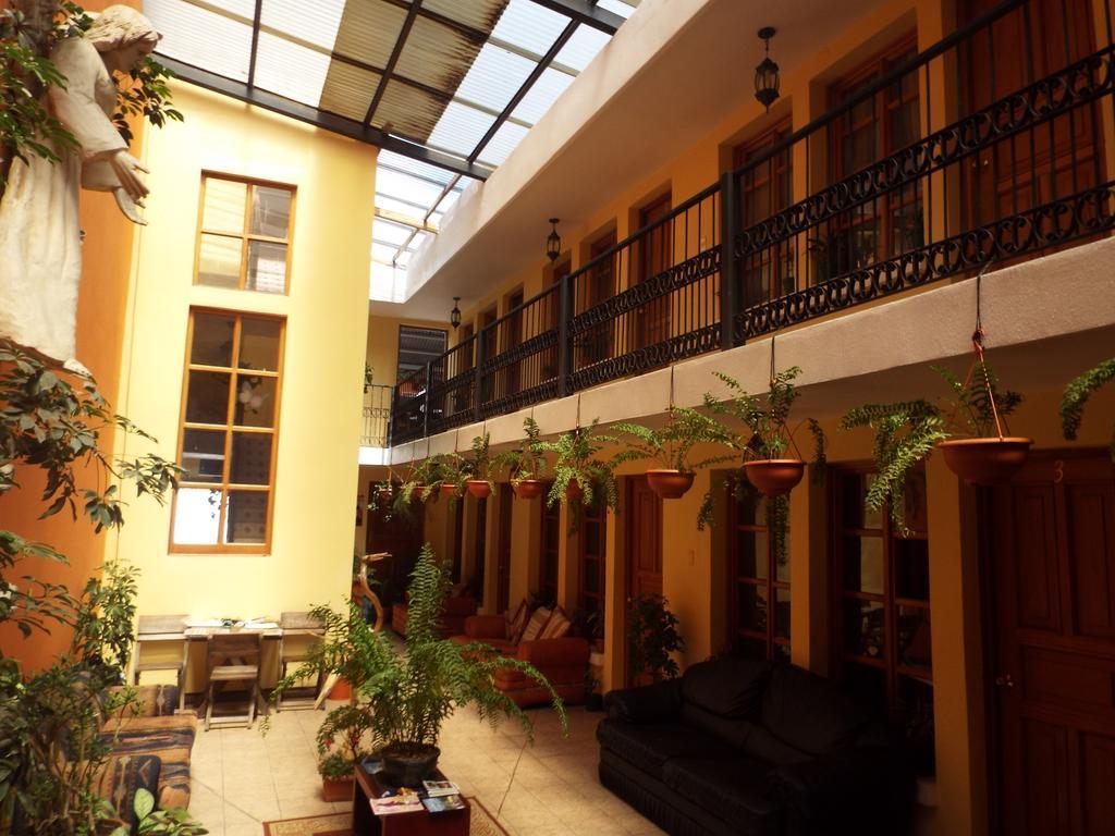 Hotel Kasa Kamelot Quetzaltenango Eksteriør billede