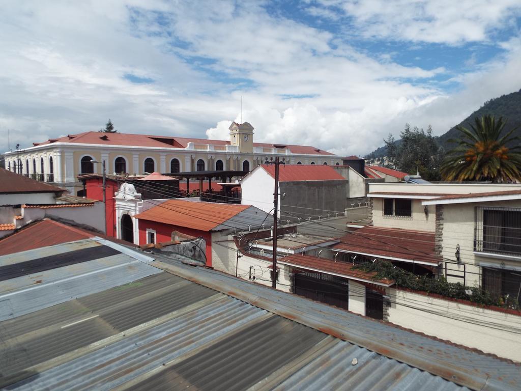 Hotel Kasa Kamelot Quetzaltenango Eksteriør billede