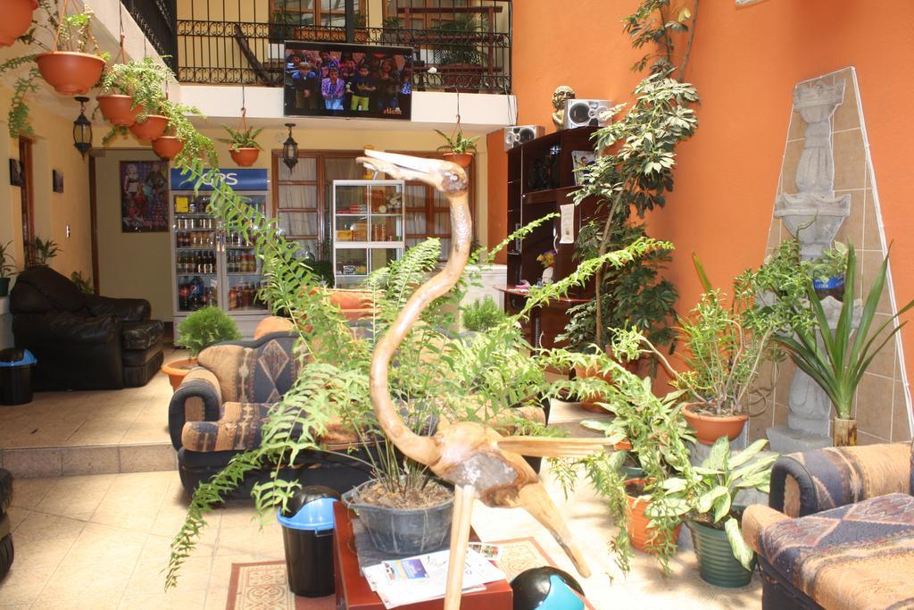 Hotel Kasa Kamelot Quetzaltenango Eksteriør billede