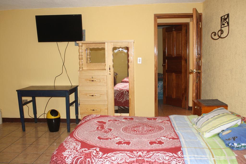 Hotel Kasa Kamelot Quetzaltenango Eksteriør billede