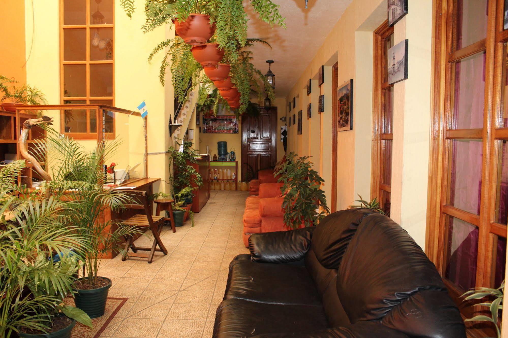 Hotel Kasa Kamelot Quetzaltenango Eksteriør billede