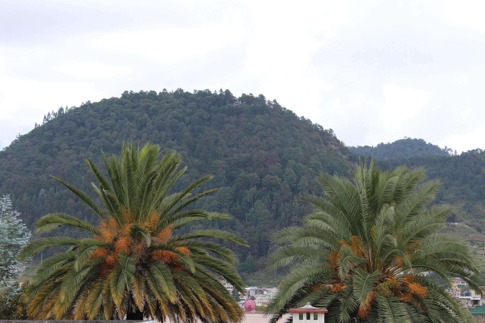 Hotel Kasa Kamelot Quetzaltenango Eksteriør billede