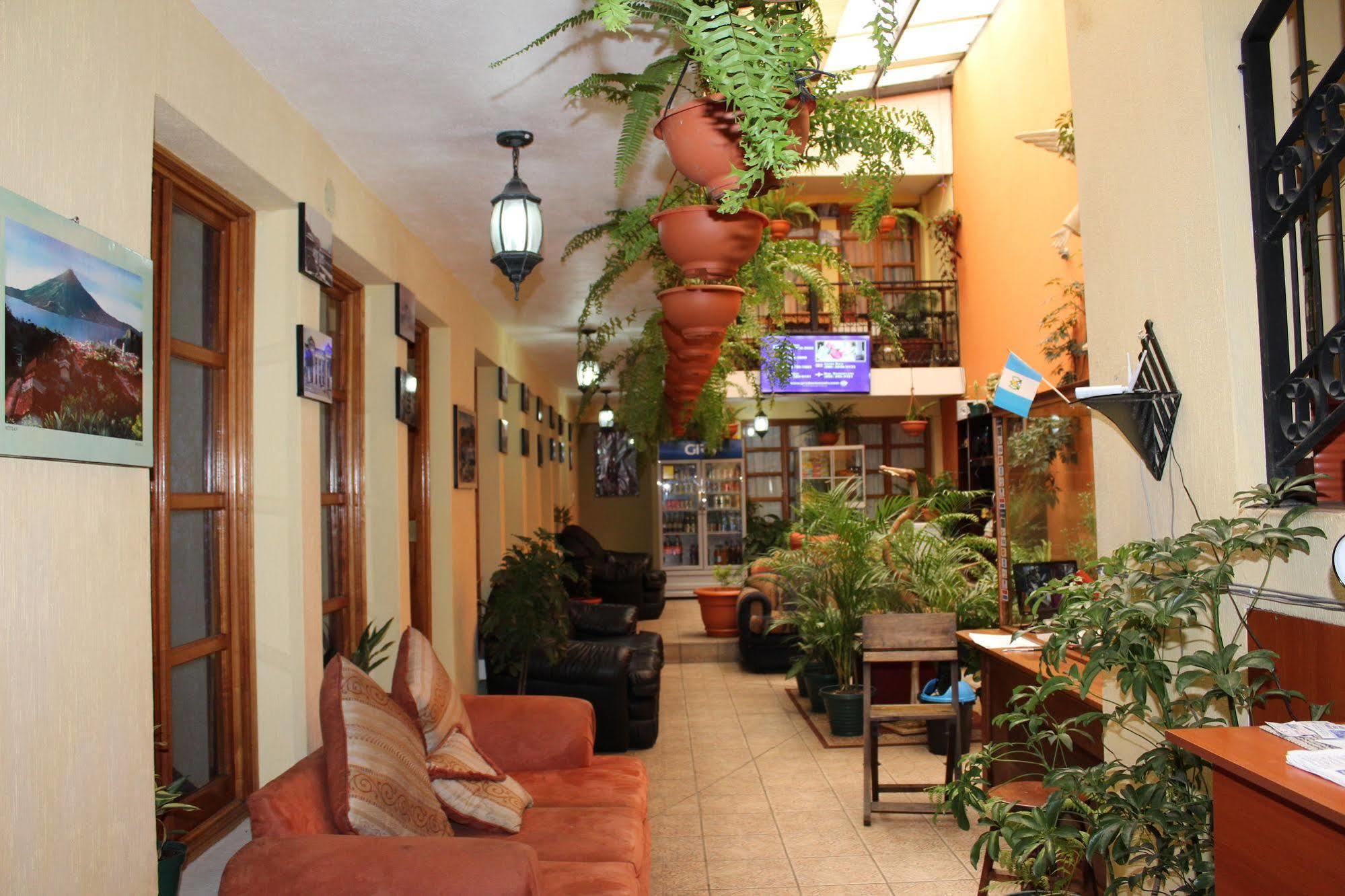 Hotel Kasa Kamelot Quetzaltenango Eksteriør billede